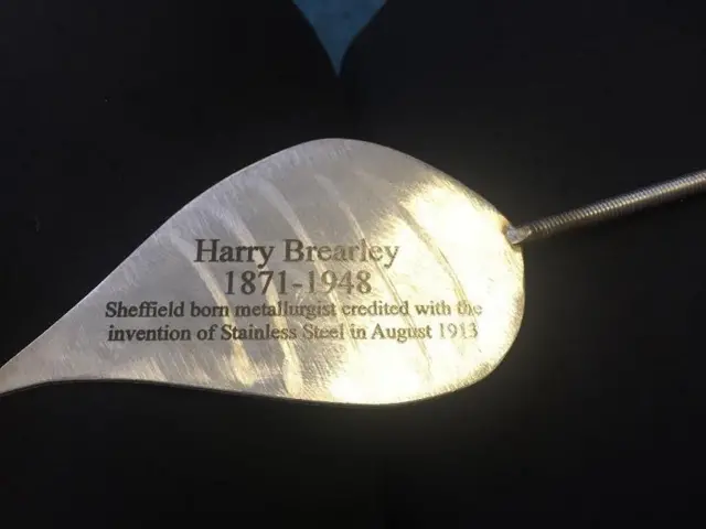 Harry Brearley Hospice tree of life leaf