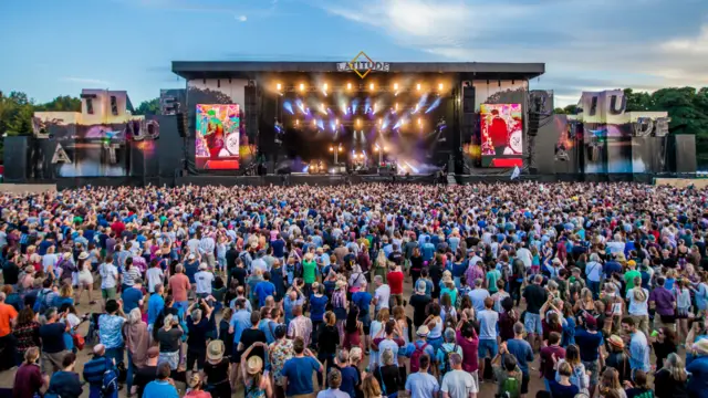 Latitude stage and crowd