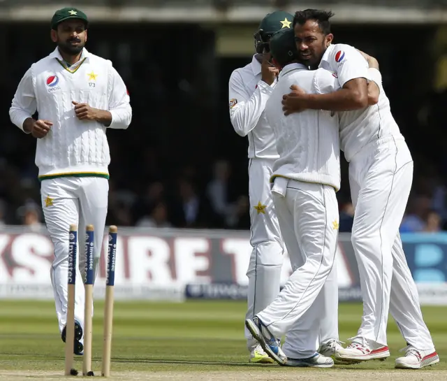 Wahab Riaz celebrates