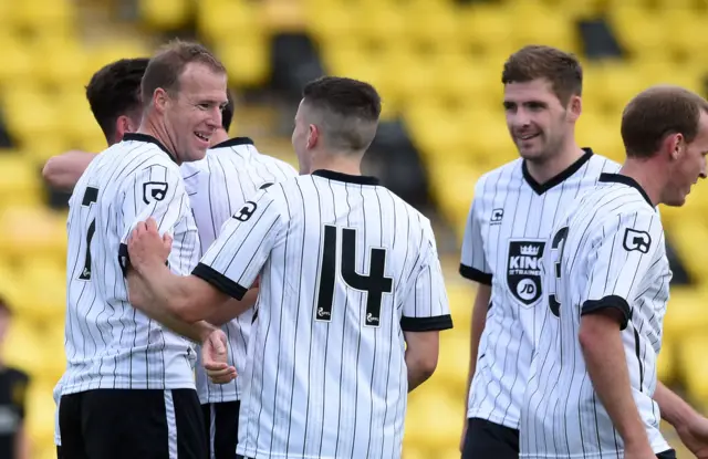 St Mirren players