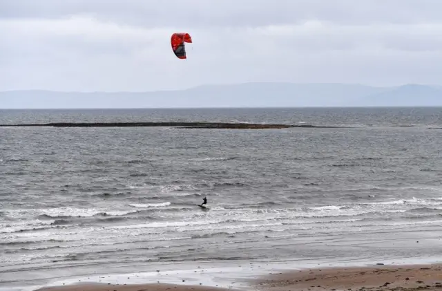 Kitesurfer