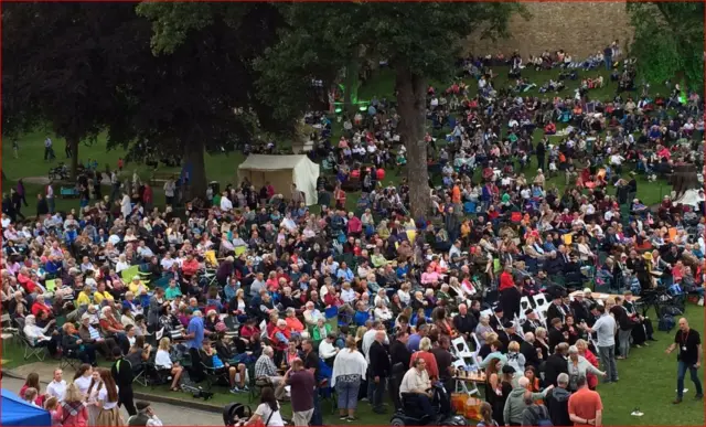 Crowd in castle grounds