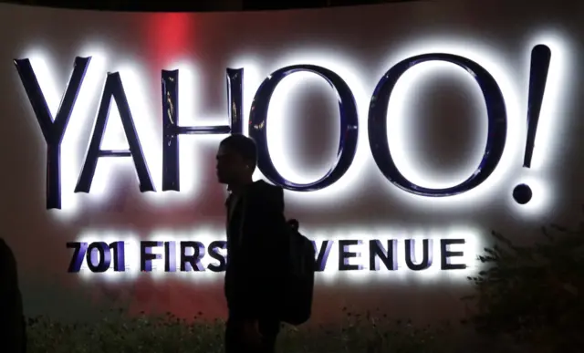 Yahoo sign