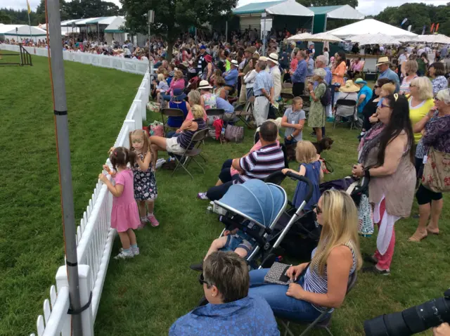 Showjumping crowd