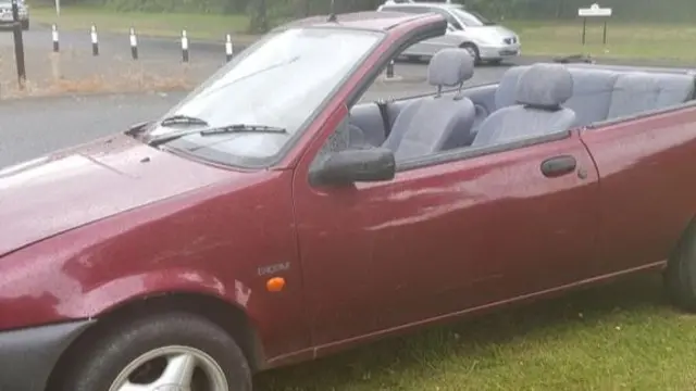 Ford with roof cut off