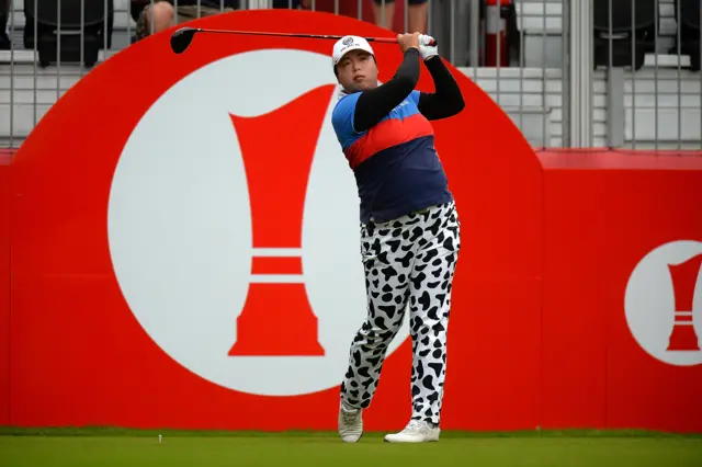 Shanshan Feng