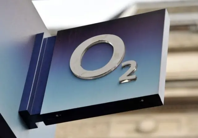 O2 logo