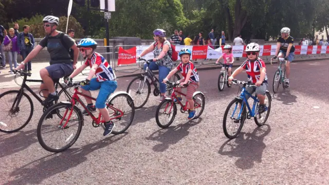 Family at RideLondon 2015