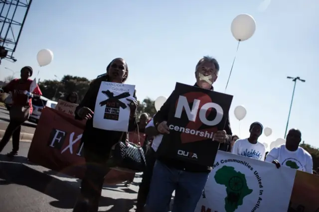 Journalists demonstrating