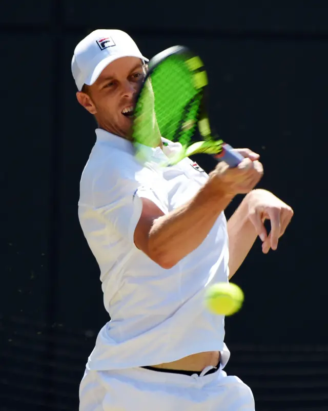 Querrey forehand