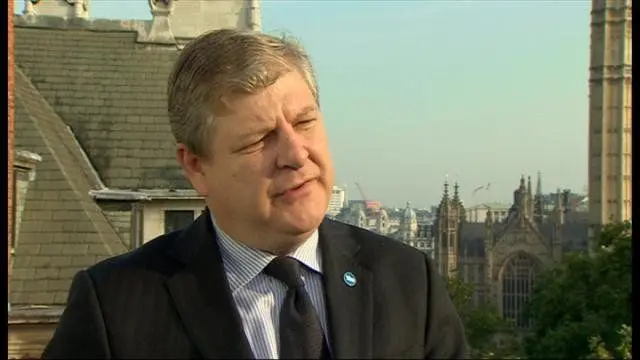 Angus Robertson