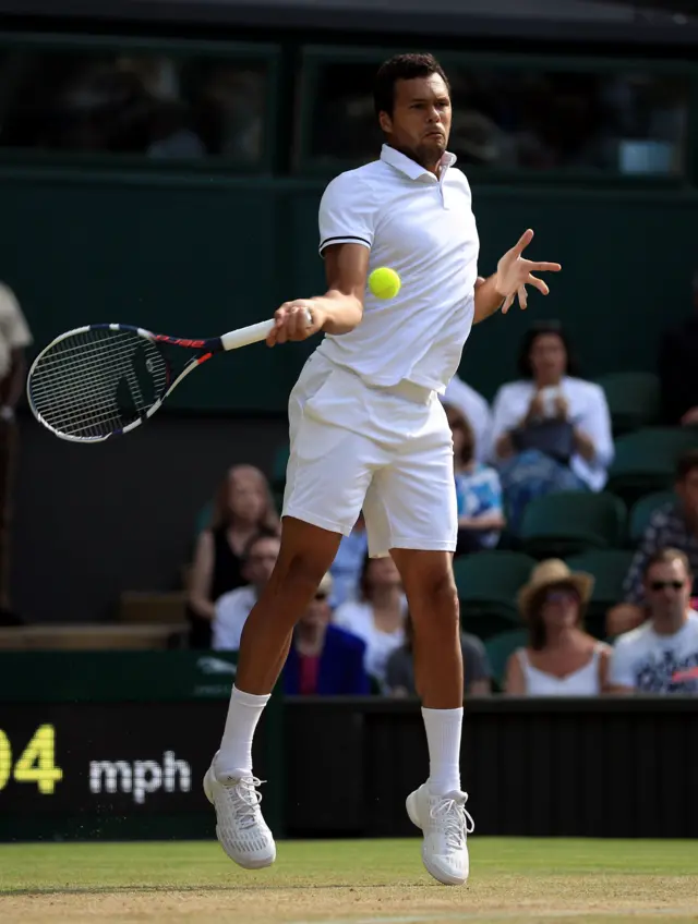 Tsonga forehand