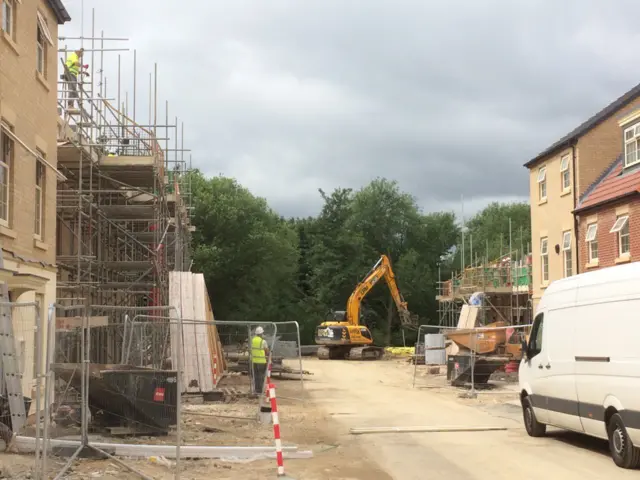 Building work on Shimmer estate