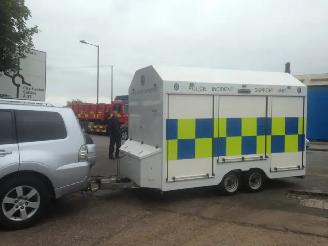 Police incident support unit