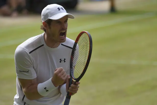 Andy Murray celebrates