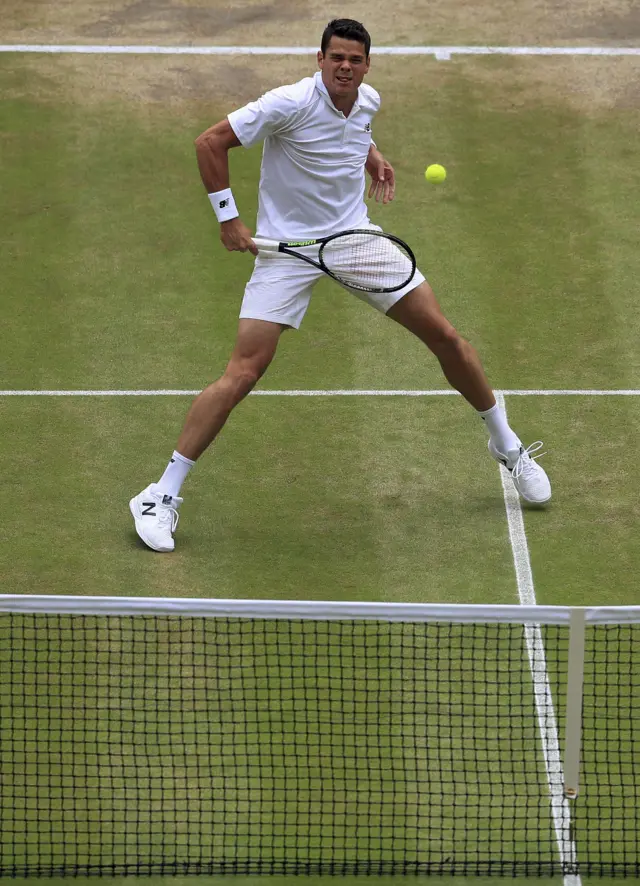 Milos Raonic in action