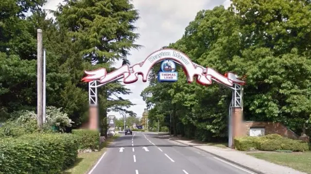 Entrance to Drayton Manor