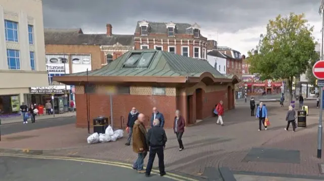 Toilet block on Stafford Street