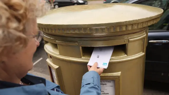 Gold postbox