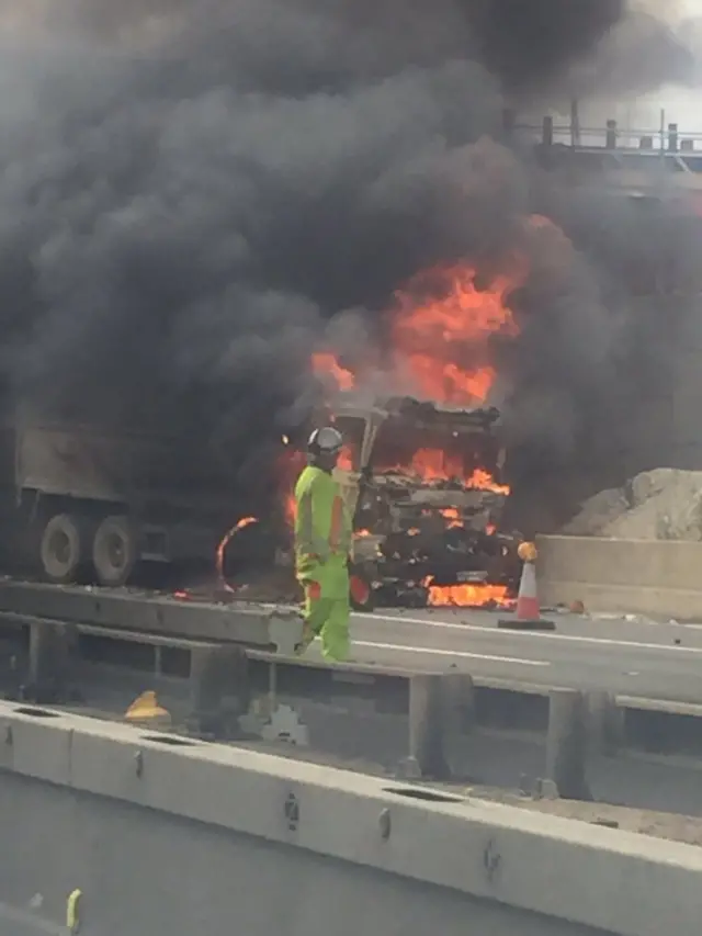 Lorry fire on M1