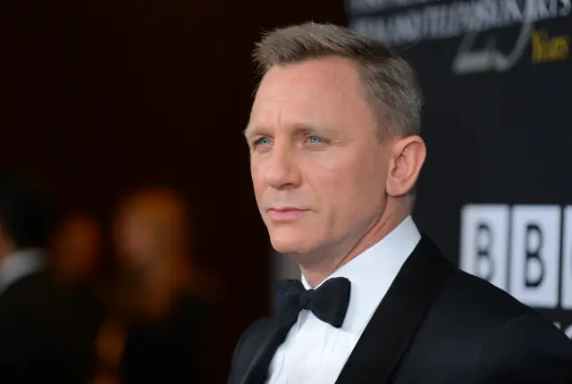 Daniel Craig