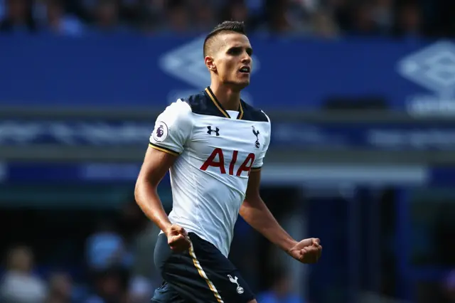 Erik Lamela of Tottenham Hotspur celebrates