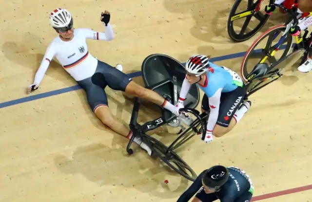 Omnium crash