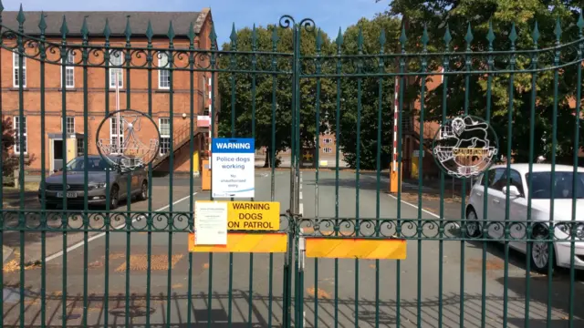 Copthorne barracks gates