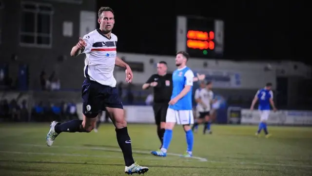 Dave Hibbert celebrates goal