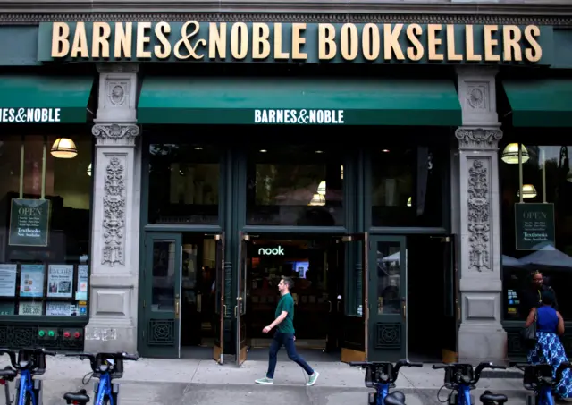 Barnes & Noble store