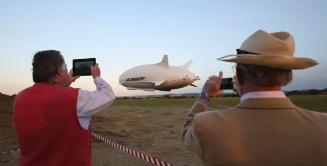 Airlander 10