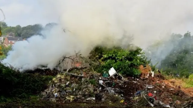 300 tonnes of commercial waste up in smoke