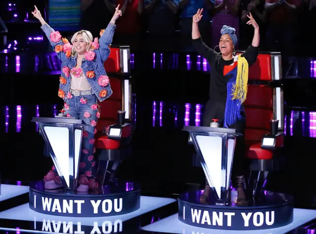 Miley Cyrus and Alicia Keys on The Voice