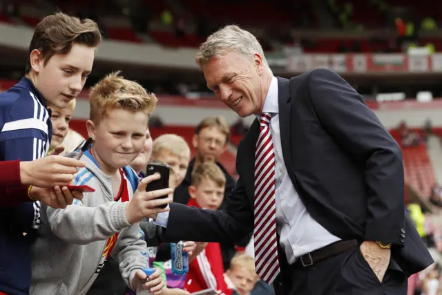 David Moyes with Sunderland fans