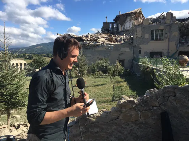 Thge BBC's James Reynolds in quake-hit area