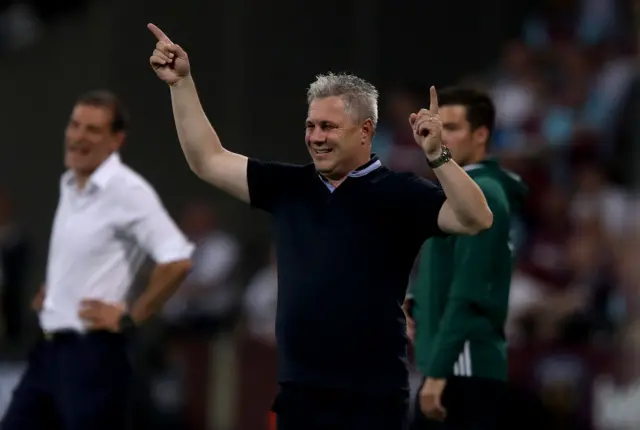 Astra Giurgiu manager Marius Sumudica