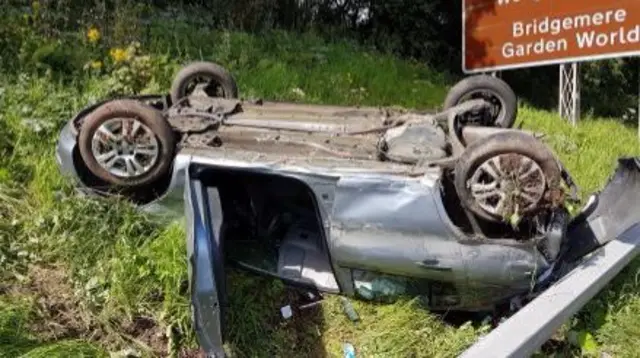 Car overturned near M6