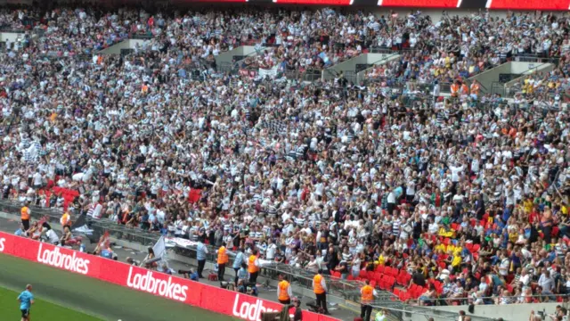 Hull FC fans celebrate