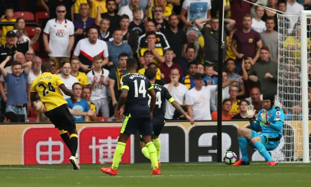 Petr Cech saves from Odion Ighalo