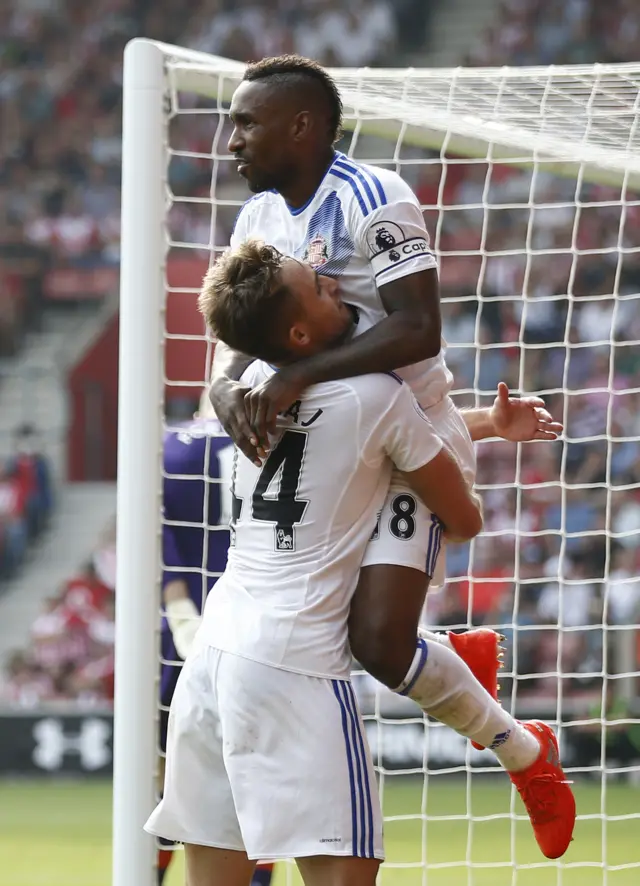 Jermain Defoe celebrates