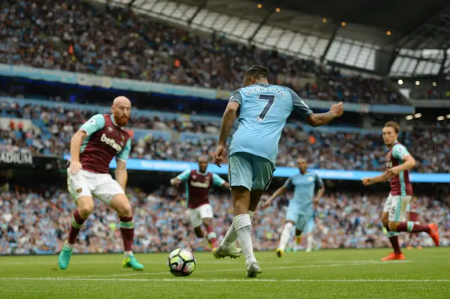 Raheem Sterling scores Manchester City's third goal