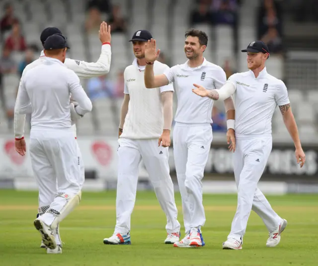 England beat Pakistan at Old Trafford