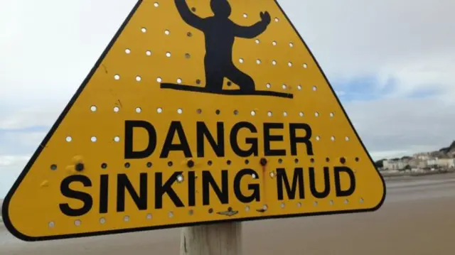 Mud sign