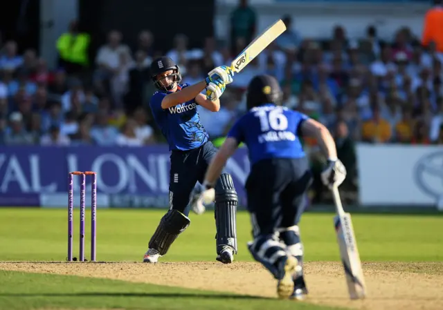 Jos Buttler and Eoin Morgan