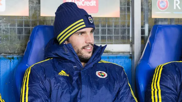 Fenerbahce's Robin van Persie