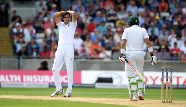 Steven Finn - England