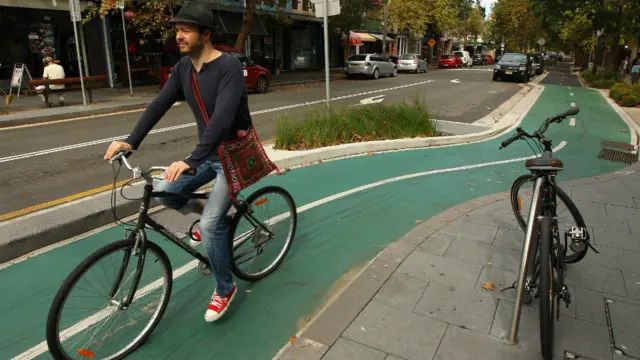 Cycle path in Sydney