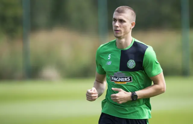 Jozo Simunovic trains with Celtic