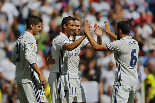 Christiano Ronaldo celebrates