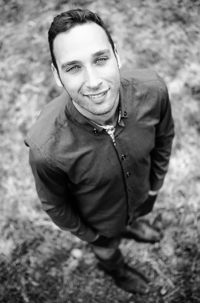 Tom Harrold portrait